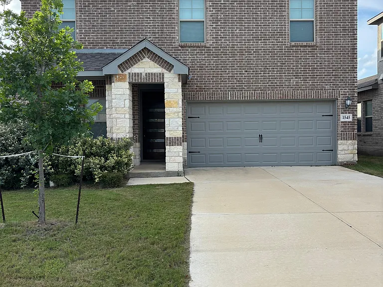 1545 Arcadian Lily — Photo 23