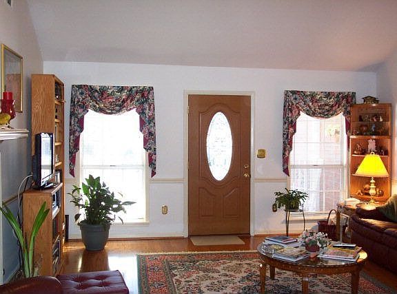3rd image of 4179 Quinn Dr