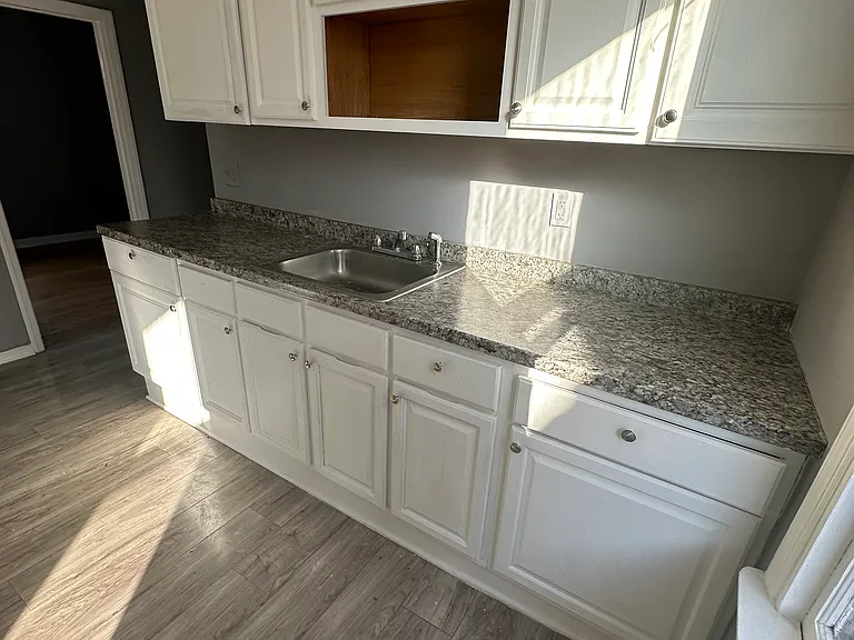13 Poplar Pl #3 — Photo 2
