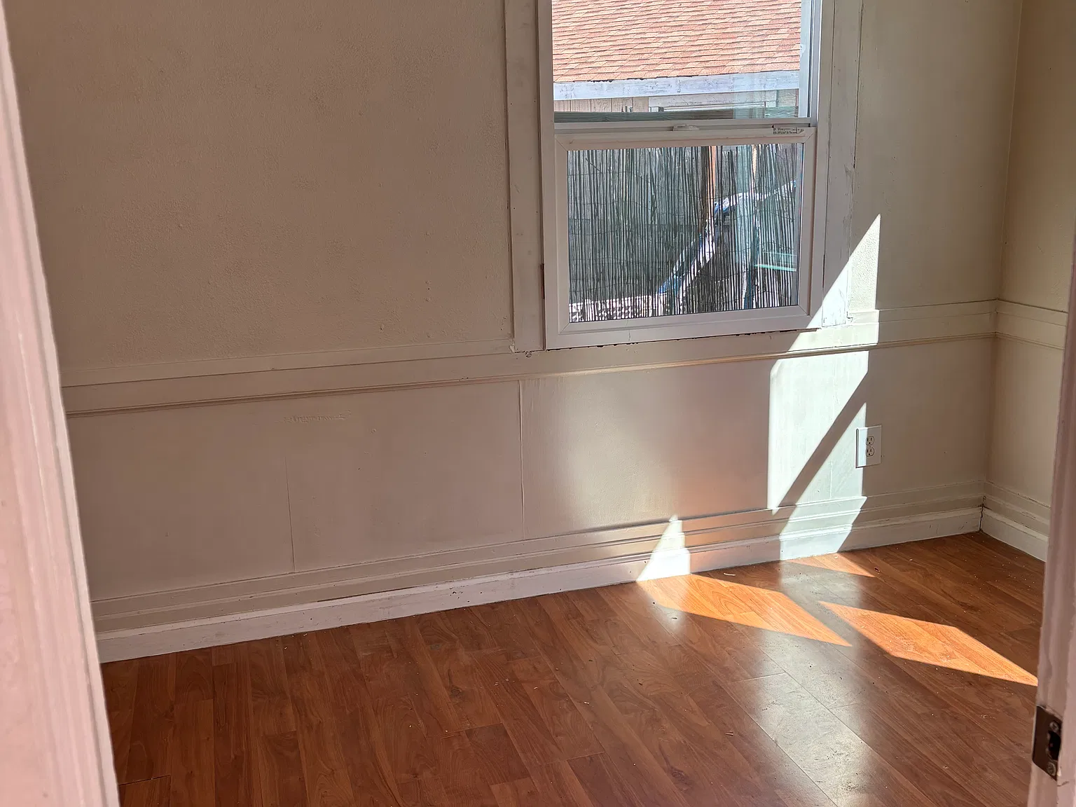 1 bed, 500 sqft, $999 — Photo 3