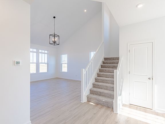 2nd image of 536 Hidden Hills Dr