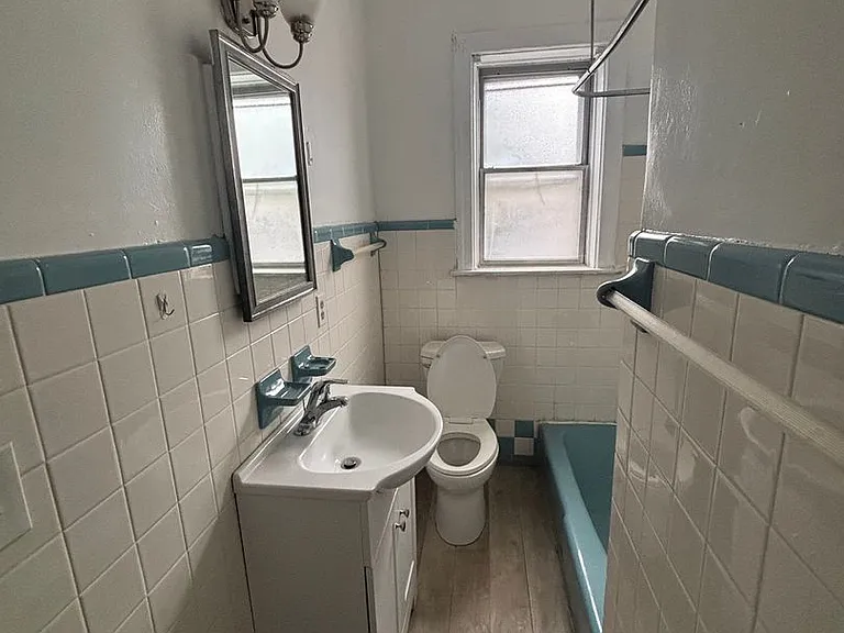 2805 Stratford - Amazing location one block from University of Cincinnati — Photo 17
