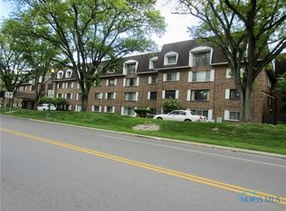 4343 W Bancroft St #2-D, Ottawa Hills, OH