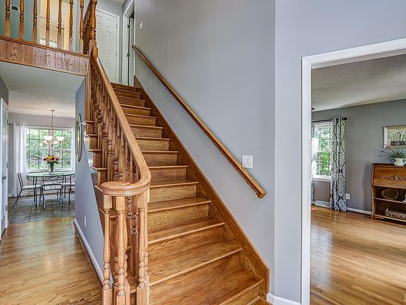5th image of 206 Chelsea Dr Lot 4