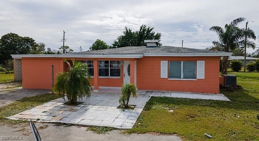 1st image of 504 Leeland Heights Blvd W