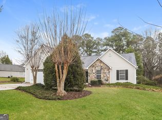 4300 Willow Springs Dr, Loganville, GA 30052