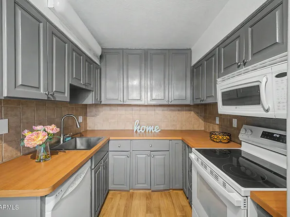 3314 N 68TH Street #221, Scottsdale, AZ 85251