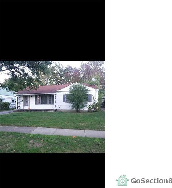 1st image of 4275 E 163rd St
