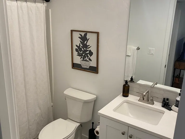 2532 NE Purcell Blvd — Photo 10