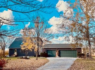 5511 Monroe Center Rd, Conneaut, OH 44030