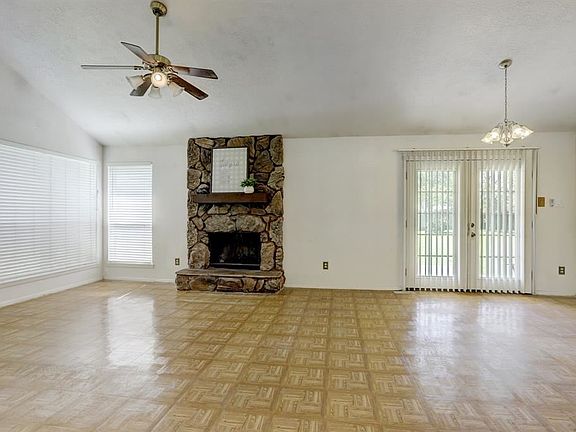 3rd image of 2503 Afton Ct