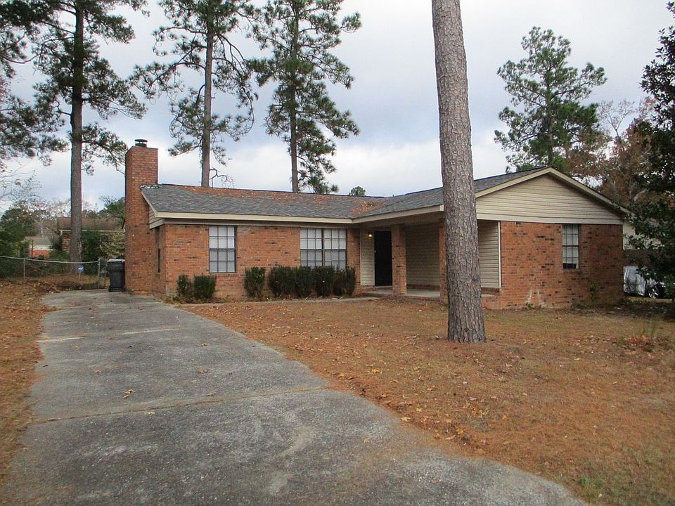 1st image of 2673 Cranbrook Dr