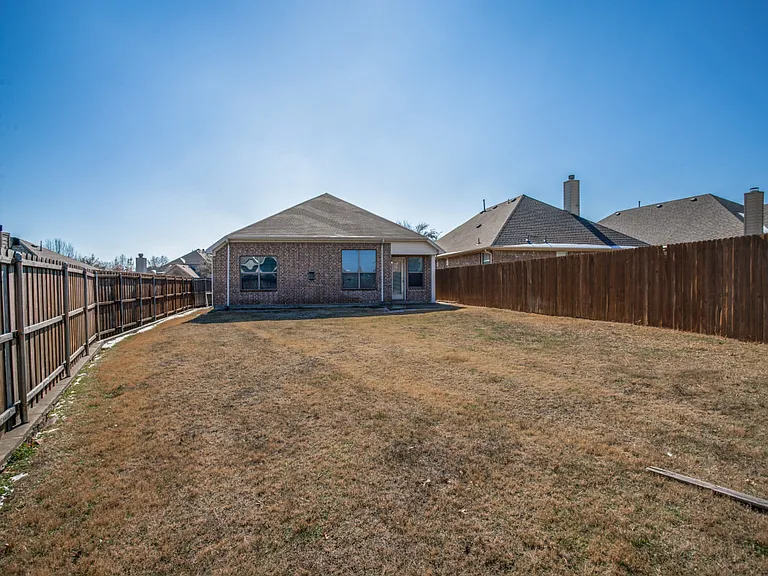 700 Golden Nugget Dr — Photo 12