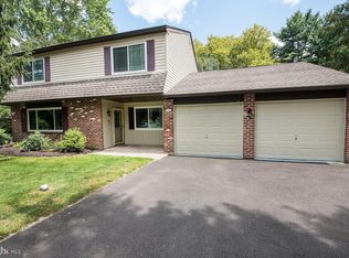 62 Hershey Ct, Newtown, PA 18940