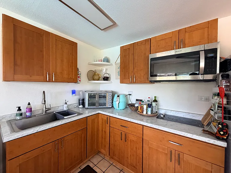 1326 Aulepe St #2 — Photo 8