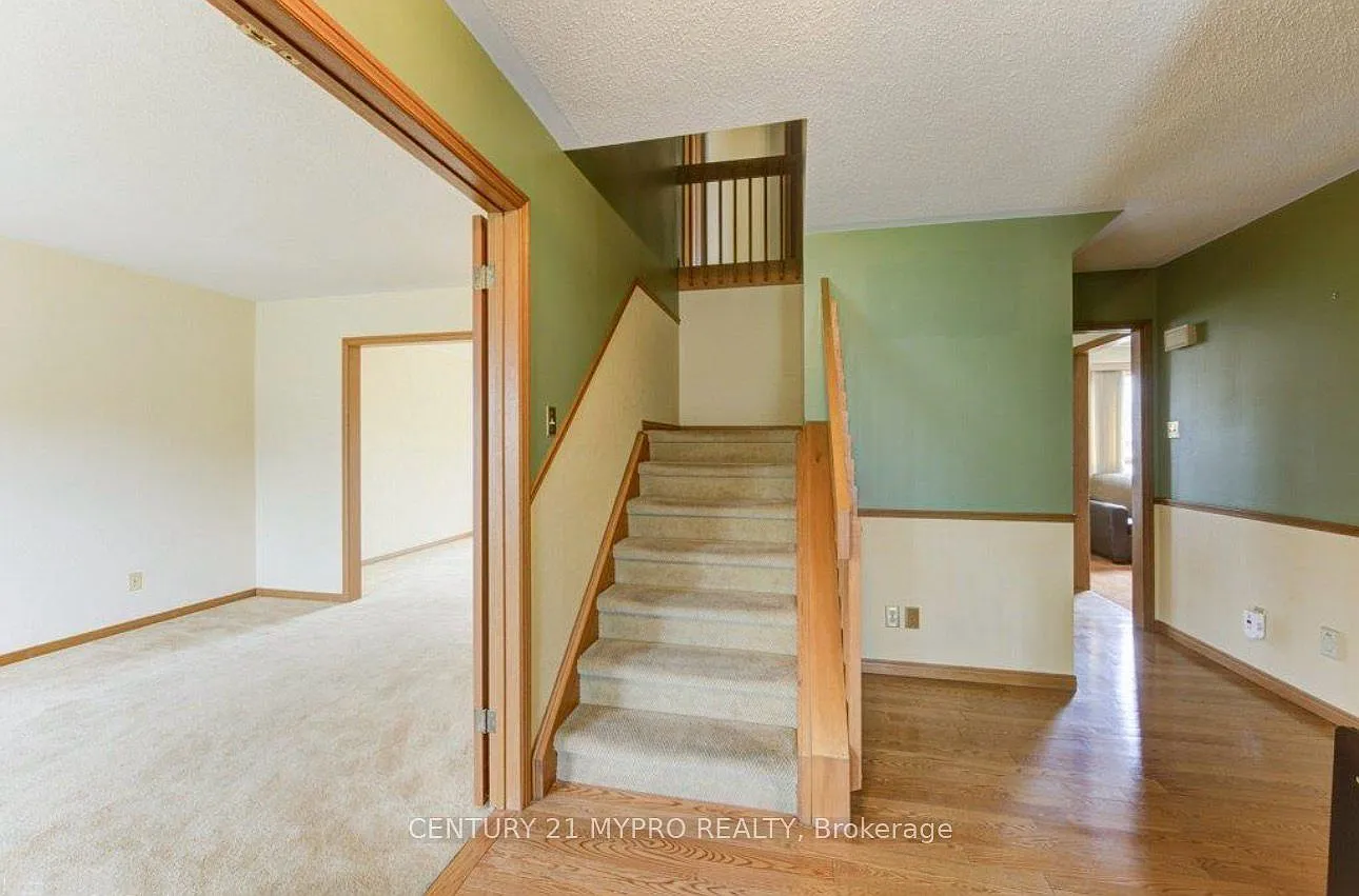 4 bed, $2,950 — Photo 3