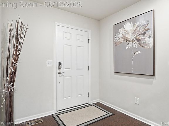 3rd image of 6134 Fieldstone Cir