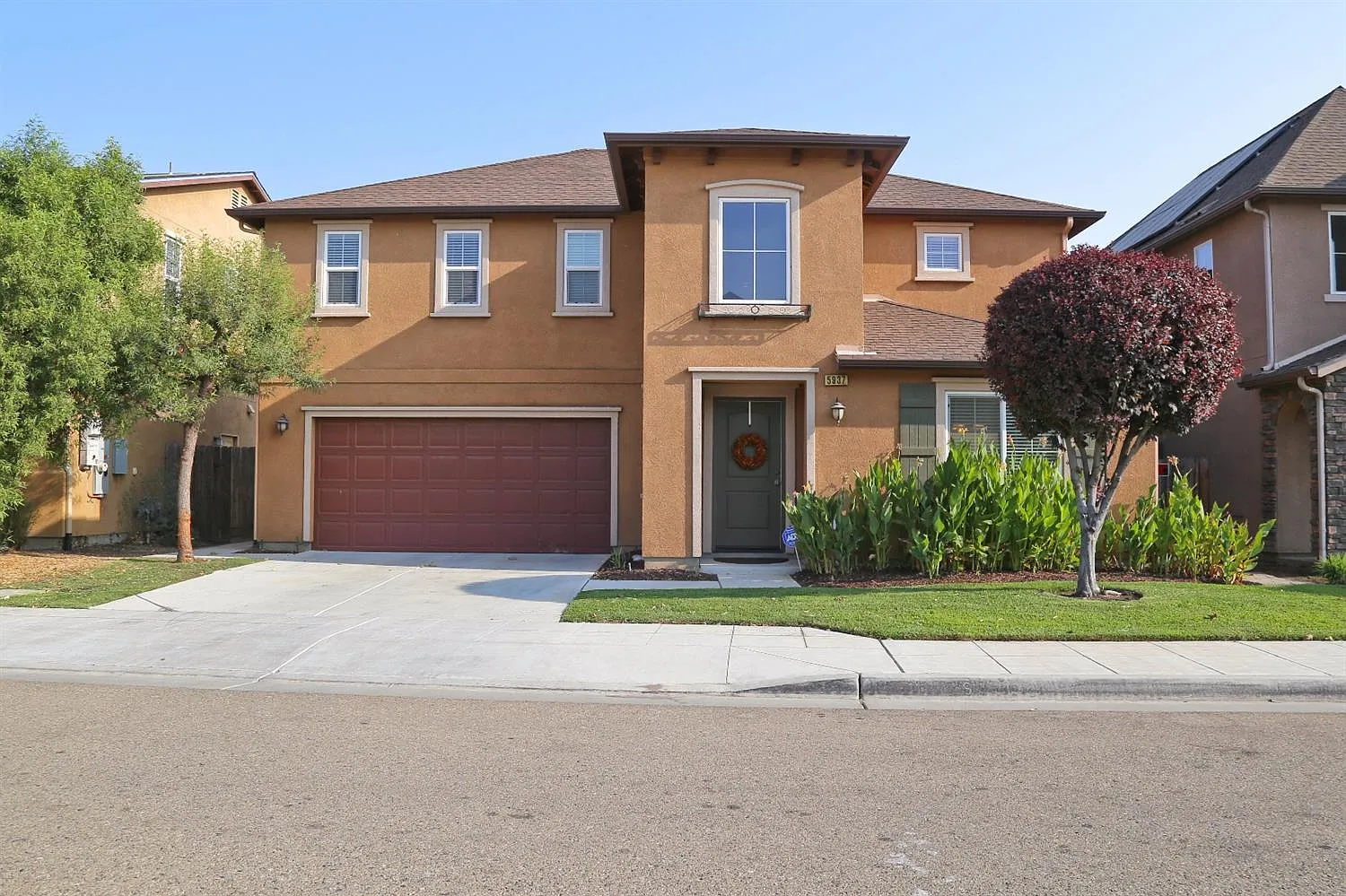 5937 E Huntington Ave photo 1