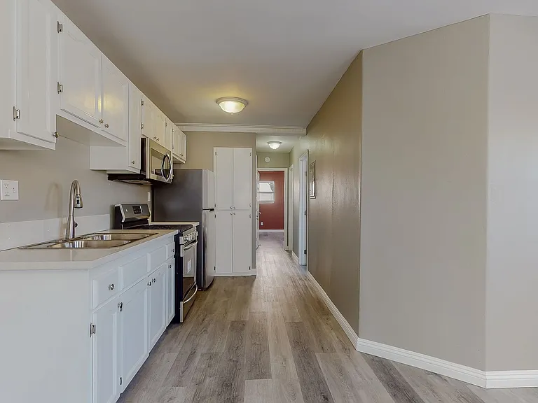 1818 N Kingsley Dr — Photo 39