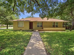 2806 E Atoll Dr, Dallas, TX 75216