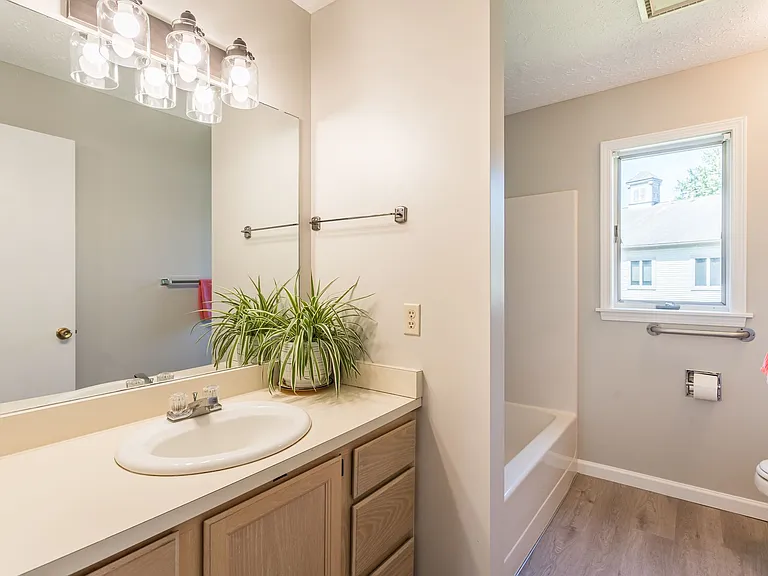 Seven Hearths Homestead Apartments — Photo 4