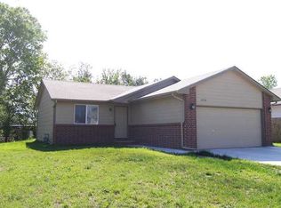 4524 S Greenwood St, Wichita, KS 67216