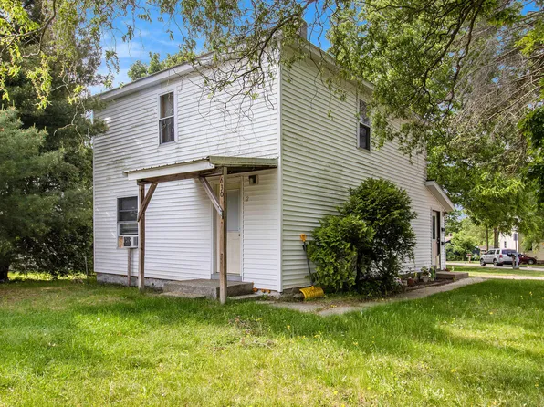 630 State St, Fremont, MI 49412