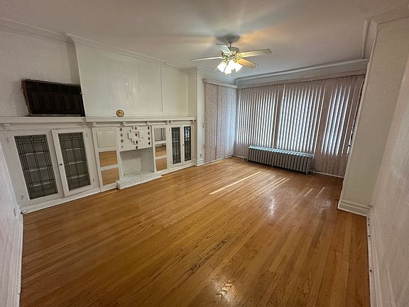 2nd image of 7541 S Merrill Ave