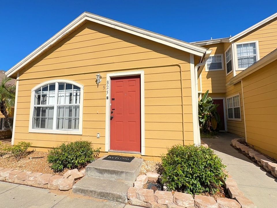 1st image of 825 Washington Palm Loop #B