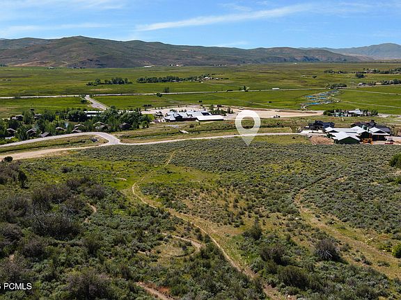 4th image of 910 Wasatch View Dr #13