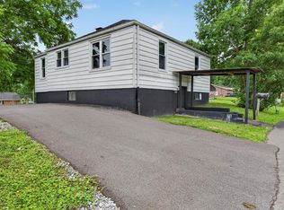 140 Race Blvd, Marion, VA 24354