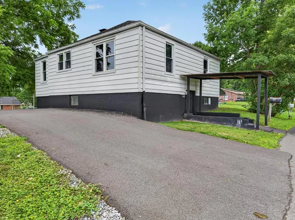140 Race Blvd, Marion, VA 24354