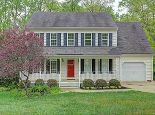10207 Stonecrest Rd, North Chesterfield, VA 23236
