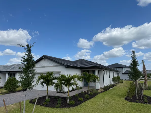 20605 Pebble Glen Dr, Estero, FL 33928