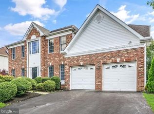 26 Brooks Rd, Moorestown, NJ 08057