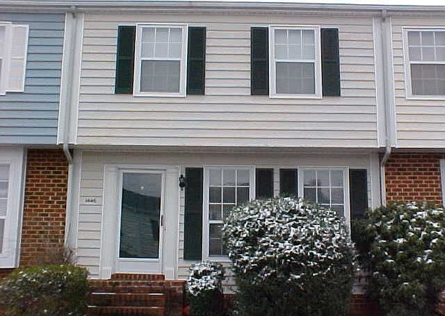 1st image of 1446 Ashbourne Dr