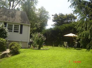 219 Gypsy Ln, Meriden, CT 06450