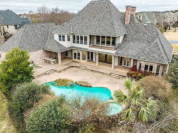 3rd image of 1849 Broken Bend Dr