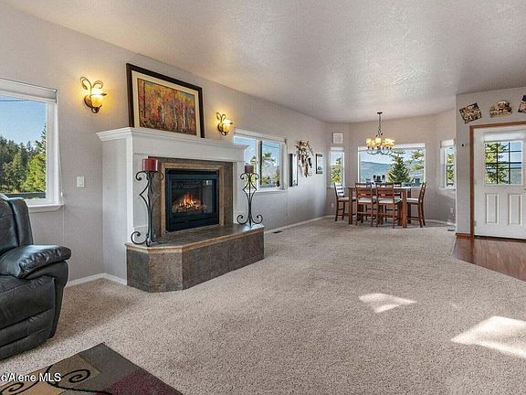 4th image of 9798 N Willowherb Ct