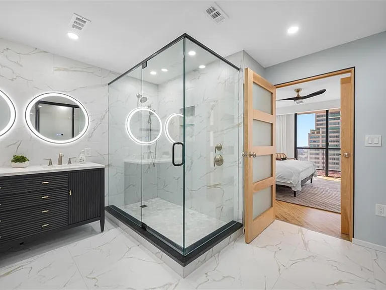 1 Beach Dr SE #2211 — Photo 52