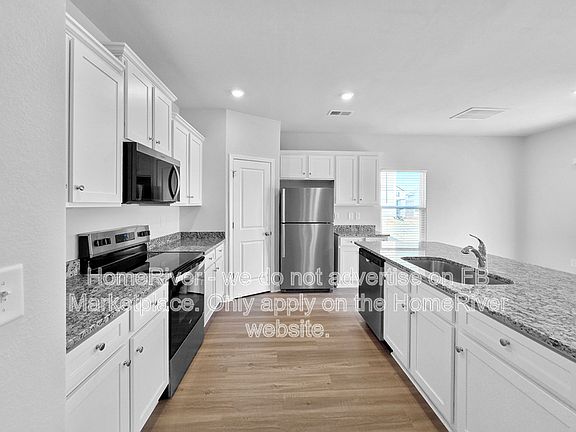 5th image of 502 Maddox Dr
