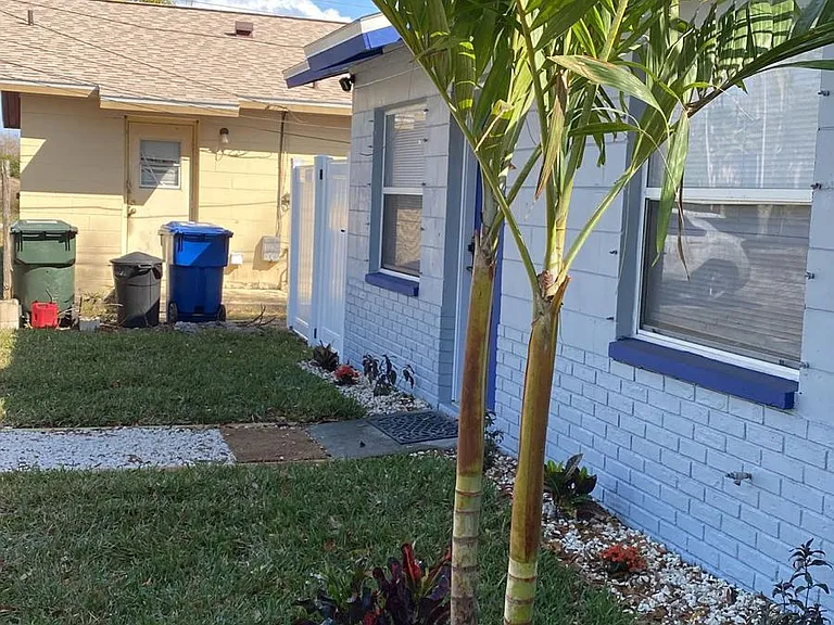 1007 Hawkins St #A — Photo 16