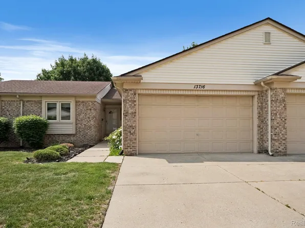 13716 Maple Grove Ave, Shelby Township, MI 48315