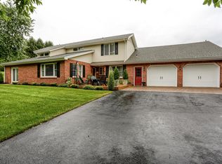 1389 Old Line Rd, Manheim, PA 17545