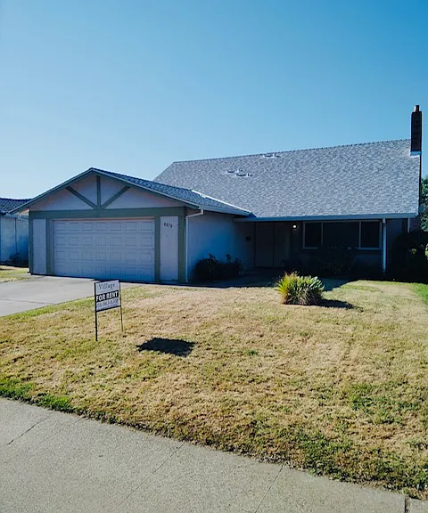8070 La Riviera Dr — Photo 4