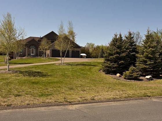 1st image of 1380 Orwell Ave N