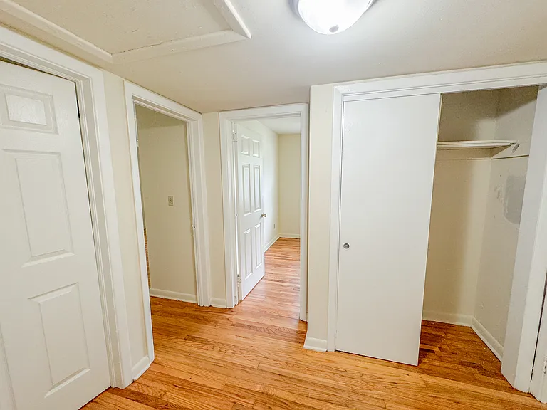 1666 Mayhew St — Photo 11