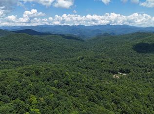 40 Roaming Road, Glenville, NC 28736