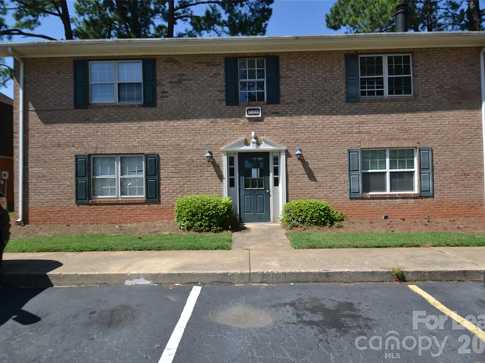 5803 Hunting Ridge Ln #B