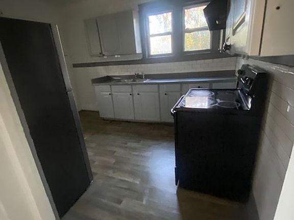5th image of 315 S Winslow Ave